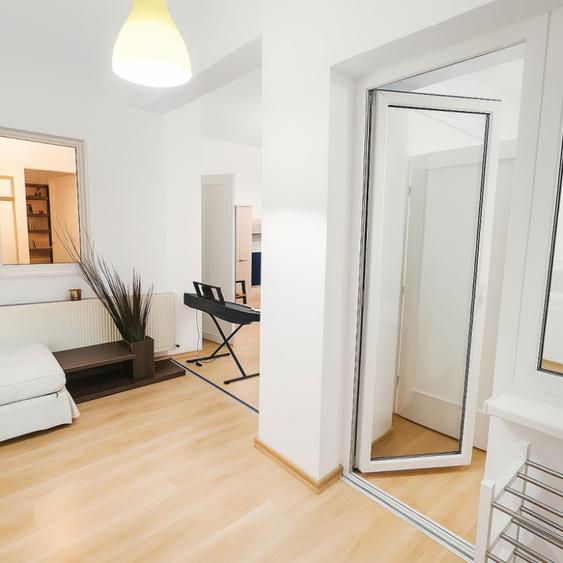 Sala Palatului - Cismigiu- Victoriei - apartament 2 camere+ birou, 71mp