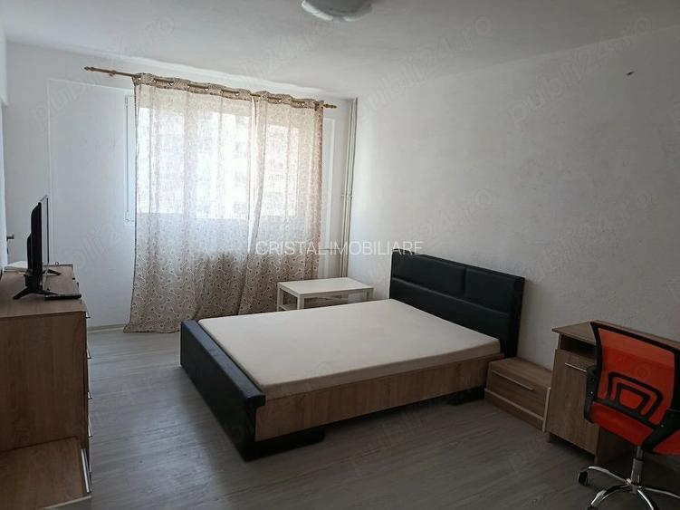 Garsoniera langa metrou 1 Decembrie, renovata, pret negociabil, etaj 4 din 9 - 3