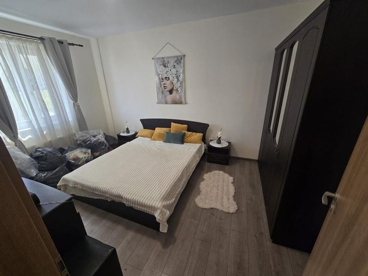 Curte proprie. Decomandat. Bucatarie inchisa. Mobilat si utilat.