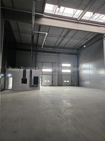 Spatii Industriale - 2700 mp - Logistica - Productie - Depozitare - 2