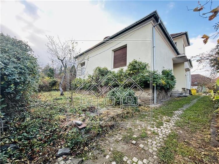 Casa individuala, teren de 900 mp utili, Zona Calea Poplacii