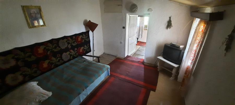 De vânzare ocazie investiție fostă cramă 2000p teren, 448 mp construcție,