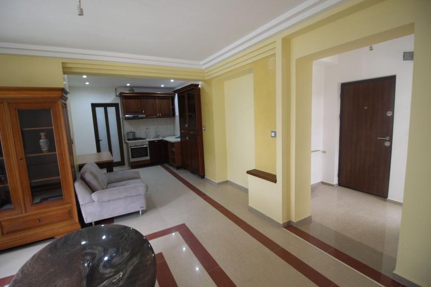 APARTAMENT LA PRIMA INCHIRIERE