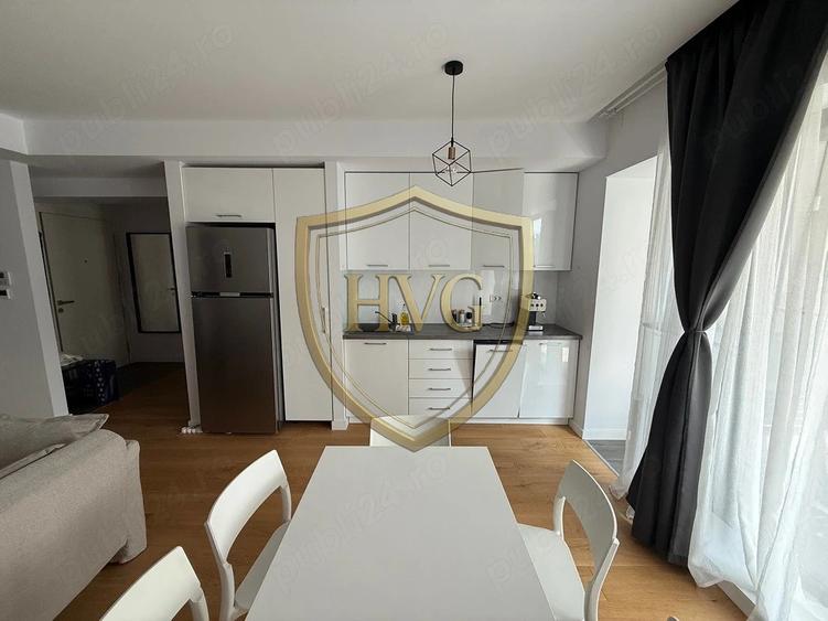 Apartament cu 2 camere | Decomandat | Centrala imobil | Loc de parcare