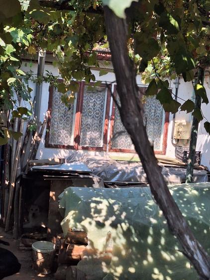 Casa Ghirdoveni, Dambovita