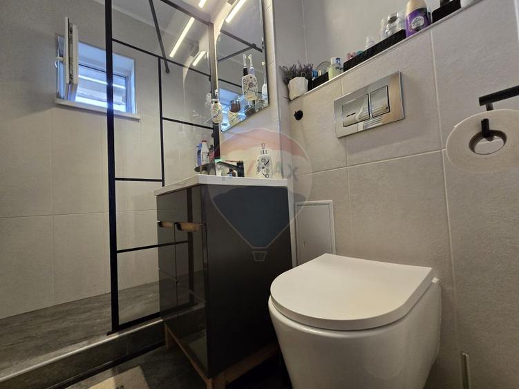 Apartament 2 camere, etaj intermediar, zona , comision 0%