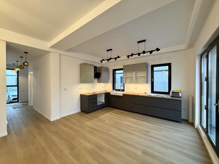 Vila finalizata in Complex Rezidential