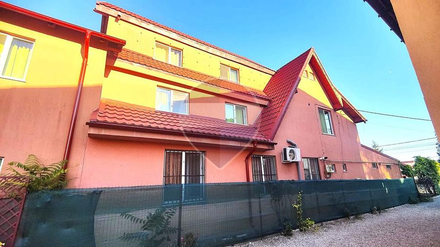 Hotel / Pensiune cu 30 camere de vânzare în Costinesti in zona Central