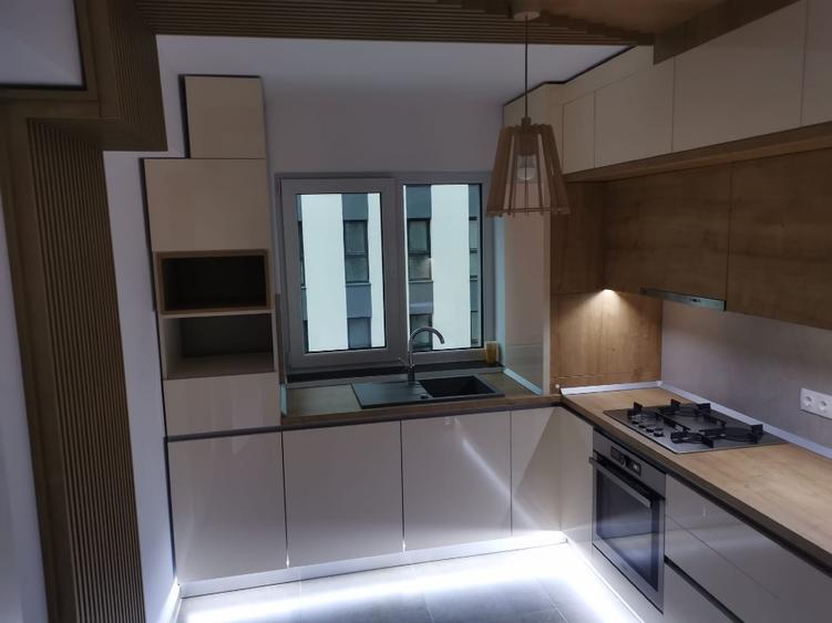 Apartament 3 camere Coresi(la 2 min)