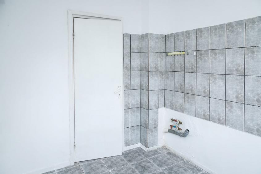 De vanzare 2 camere Titan | Etaj 3 | metrou Costin Georgian |  COMISION 0%