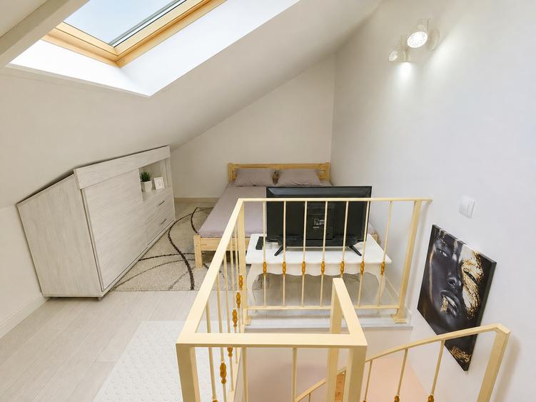 Apartament pe 2 niveluri, cu boxa si loc de parcare in Complex Cupidon - Bacau