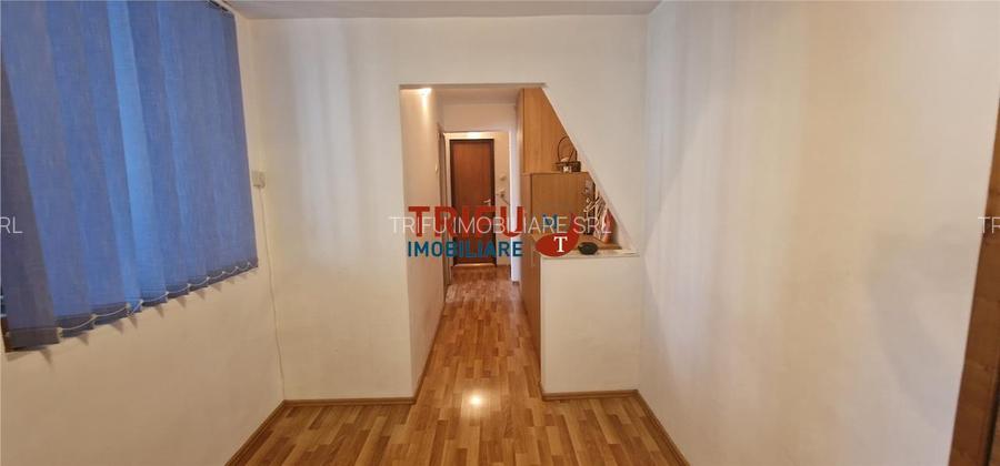 Apartament Spațios cu Balcon Închis și Parcare – Zona Cetate - 7