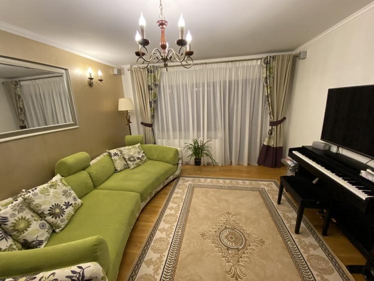 Apartament 90m2, 2 dormitoare, 2 băi, living, bucatarie si dining