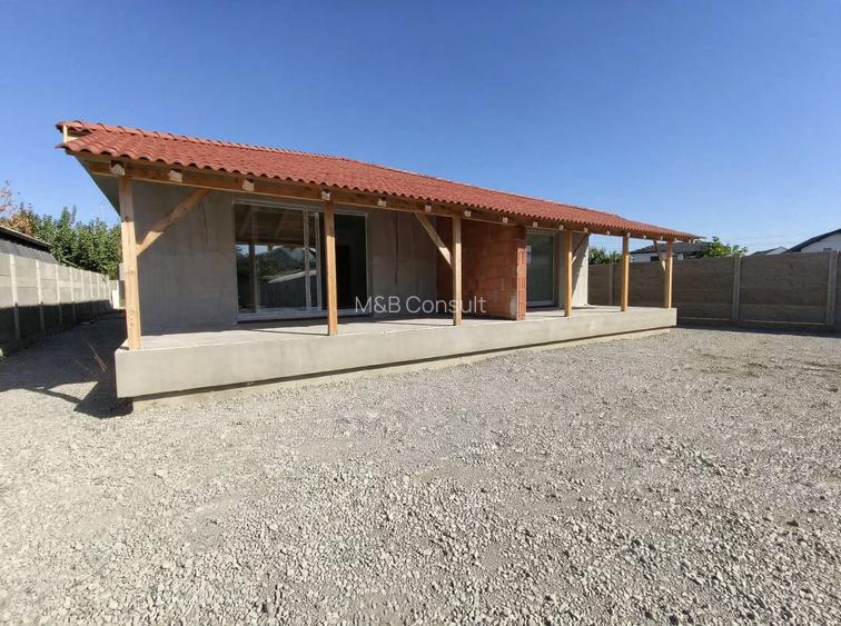 Casă tip duplex-pe parter, la 1 km de Timișoara | 2 dormitoare | Teren 300 mp