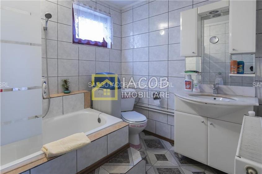 Casa P+M, comuna Margineni, Bacau - 25