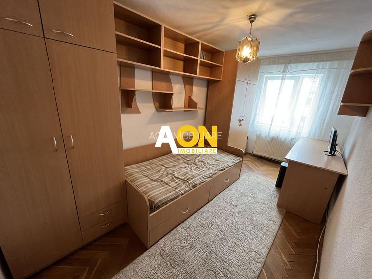 Apartament cu 3 Camere, Etaj Intermediar, Zona Cetate - 6