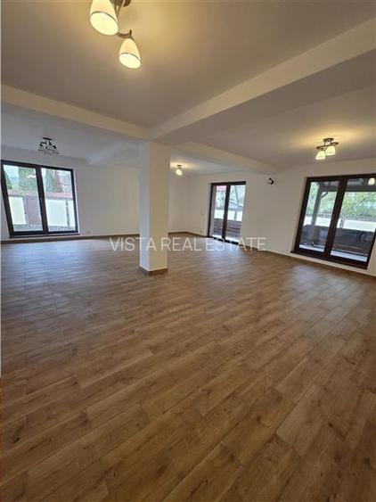 Casa, Ghimbav - 2