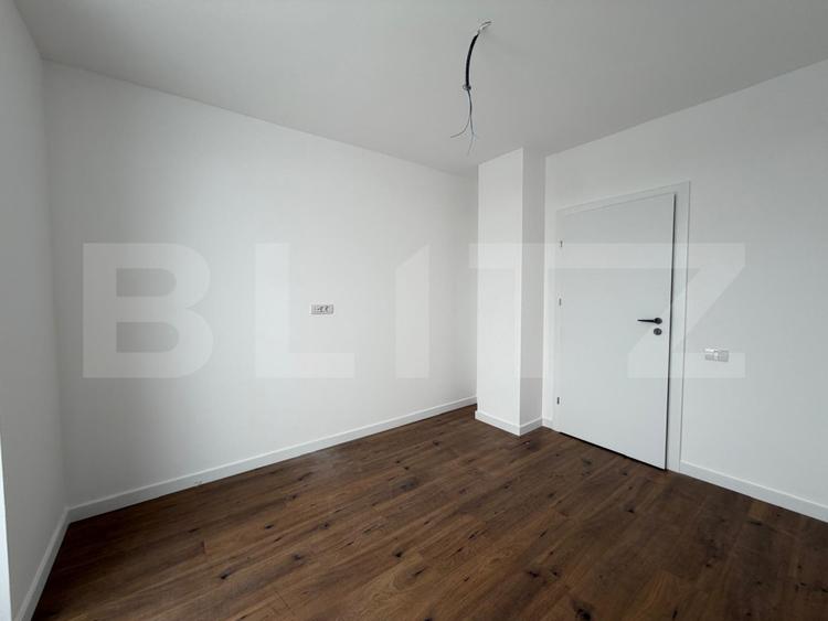 Penthouse de vânzare, 106 mp utili + terasă 66 mp, zona Torontalului