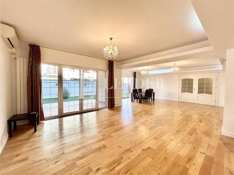 5-Bedroom Villa with Private Garden & Tennis Court