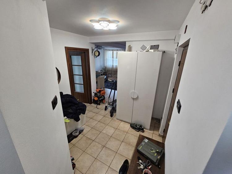 Casa -5 camere - zona Pacii- Militari