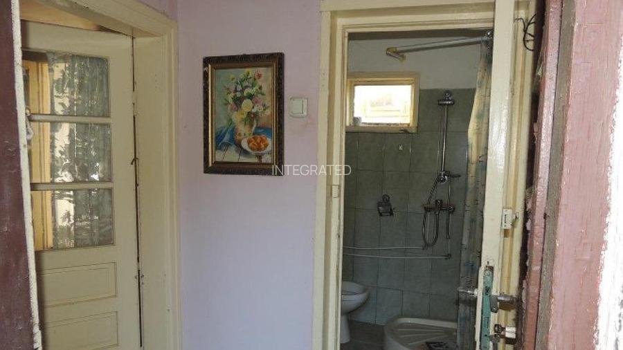 str. Tinerimii, Casa in suprafata de 108 m² cu teren - 187 m²