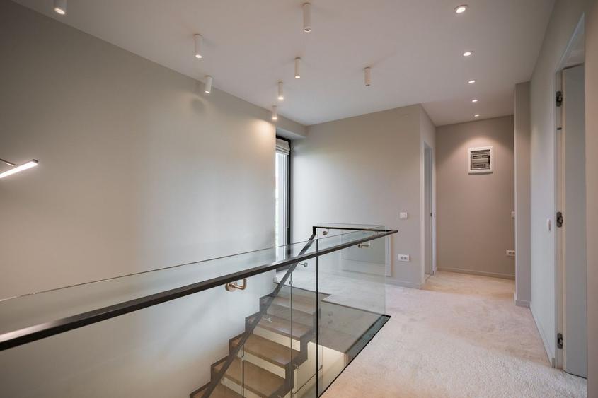 Vila cu 6 camere in Amber Gardens