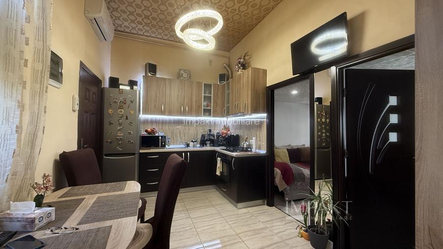 Apartament cu 2 camere decomandat in Centrul orasului str Horea nr 2 - 2
