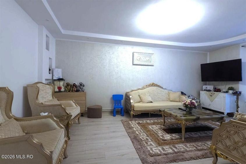 Techirghiol - Centru, casa tip duplex P+M, lot 293 mp si 154 mp utili!