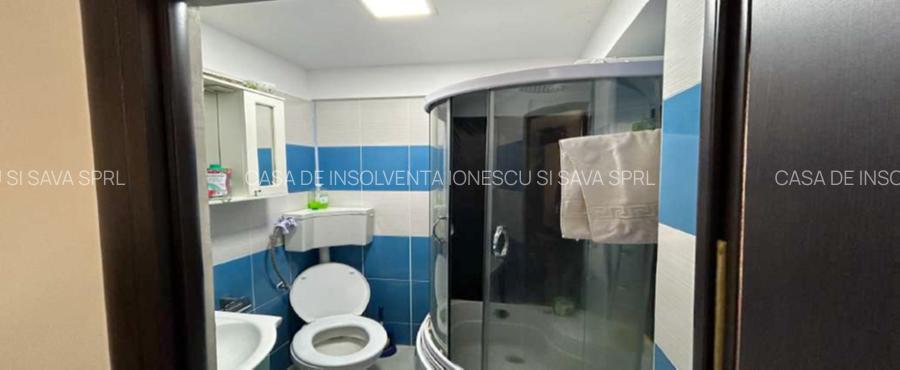 APARTAMENT 3 CAMERE vanzare prin LICITATIE PUBLICA - RISC SEISMIC U3 - 3