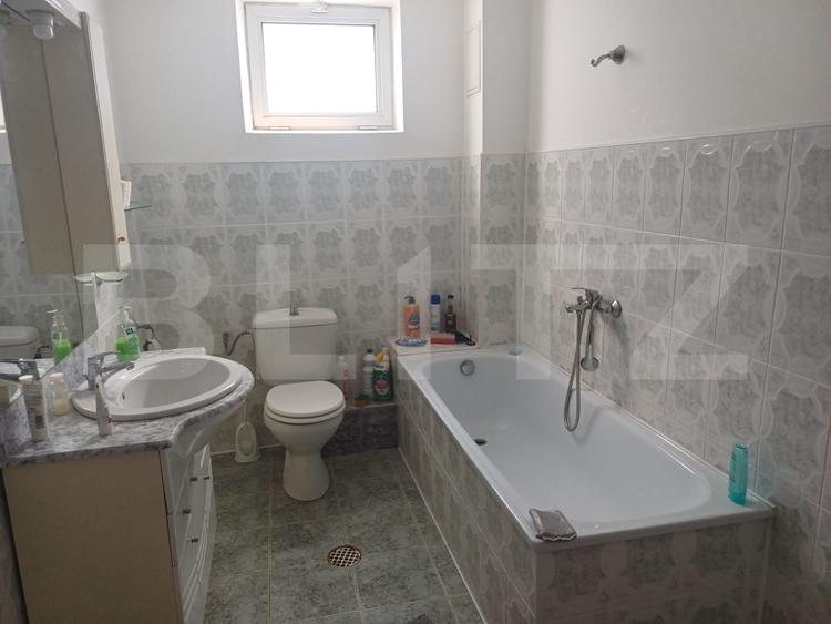 Casă cu 9 camere, mobilată și utilată, 396 mp, Suceava