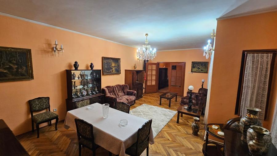 DEMOCRATIEI-Value Center-casa 259 mp , ter 532mp - 235000 euro