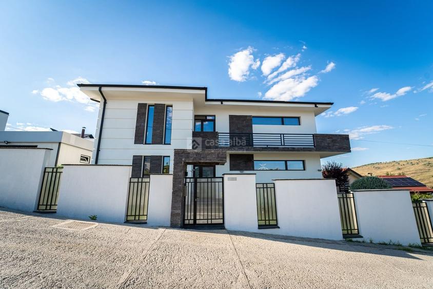 Casa individuala Rediu | teren 642mp | terasa 40mp | vedere panoramica