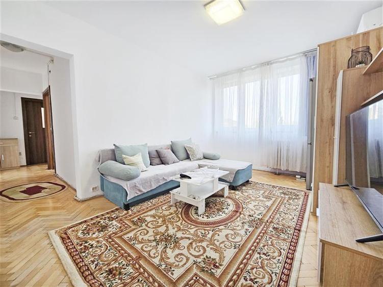 Apartament 4 camere Drumul Taberei - loc parcare