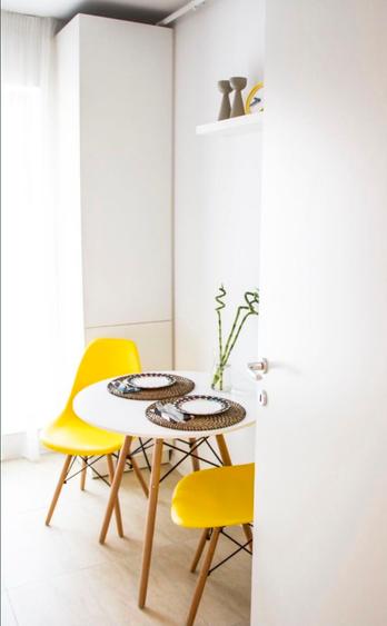 Vanzare Apartament 2 Camere - Decomandat - Cosmopolis