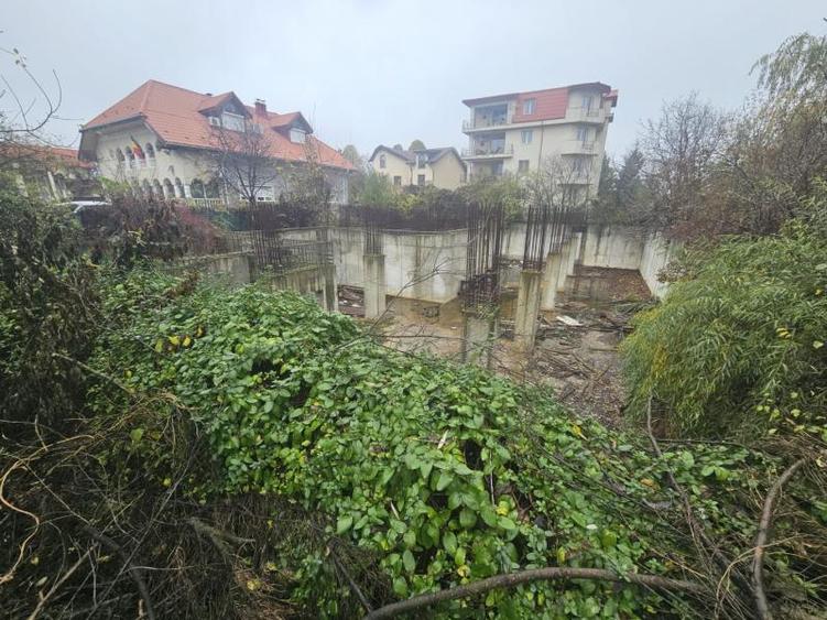 BANEASA Vav de Liceu Francez 1106mp cu Autorizatie Constr pentru S+P+2E+3R