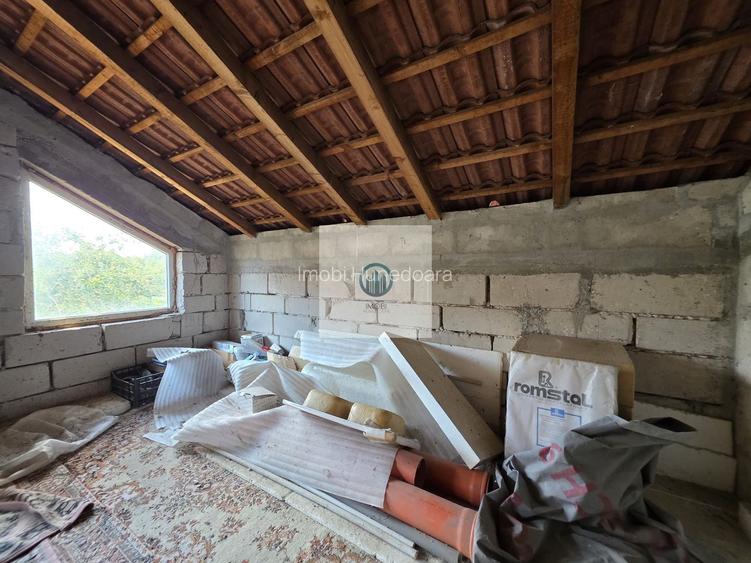Vilă P+1 în Simeria central 320 mp, teren 1000 mp, toate utilitățile - 23