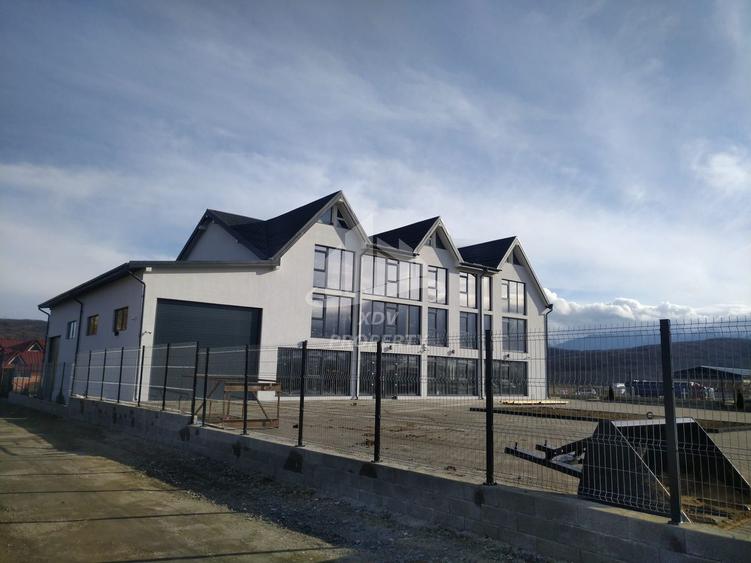 Spatiu comercial cladire noua 1274 mp construiti, teren aferent 7261 mp