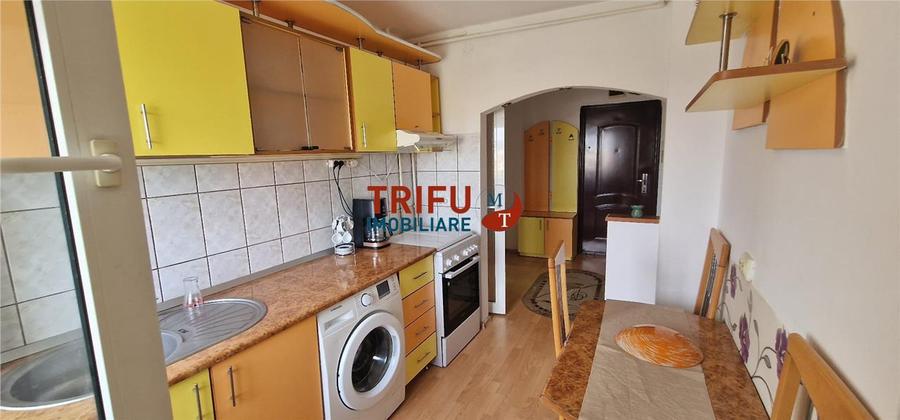 Apartament 2 camere etaj intermediar zona M-uri