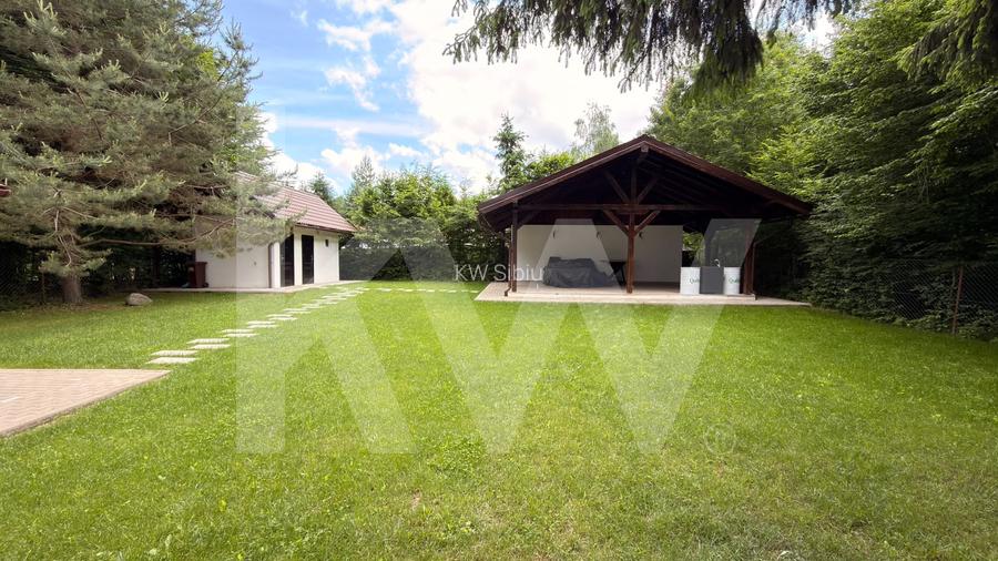 Vila de poveste din Valea Avrigului de vanzare - 15