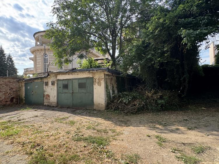 Garaje de vânzare 25 si 29 mp — Bd. C.D. Loga, Timișoara