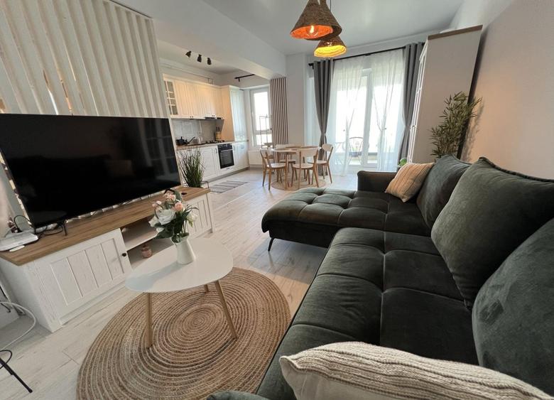Apartament cu 2 camere decomandat, mobilat în Parcul Carol