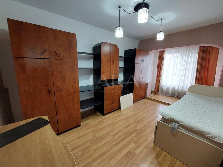 Apartament 3 camere decomandat, 62 mp, balcon, Baciu.