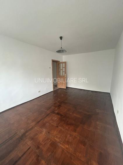 Apartament 2 camere - Zona Sud - 55mp - 43000 euro - 5