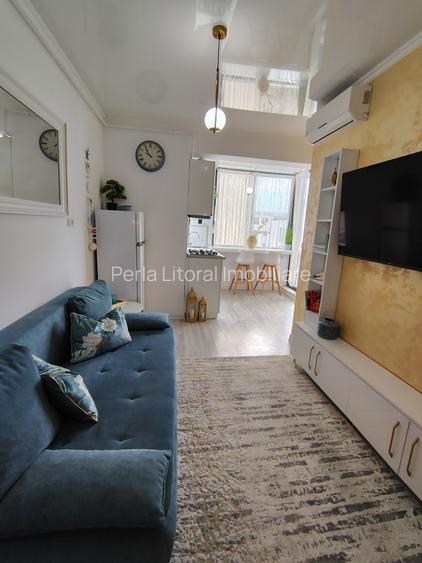 Apartament cu 2 camere mobilat și utilat, vedere la mare - 10