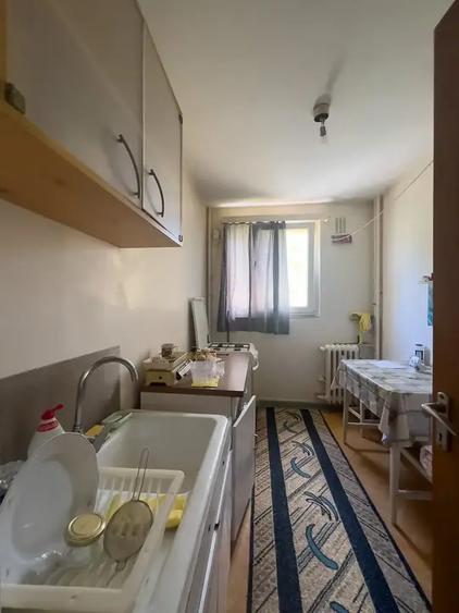 Apartament 2 Camere Dristor Metrou Necesita Renovare DisponibilImediat
