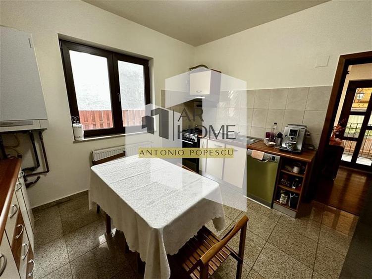 Vanzare casa 5 camere, in Ploiesti, zona Albert.