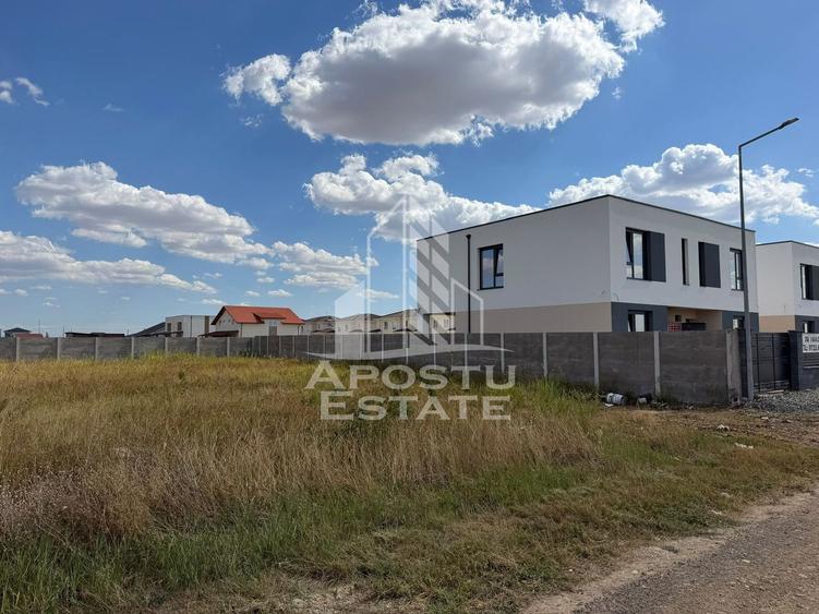 Parcela de 600 mp, in Mosnita Noua