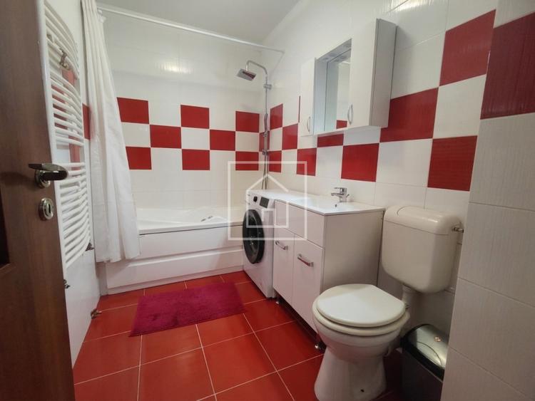 Apartament cu 3 camere si balcon etaj 2 zona Rahovei, Sibiu