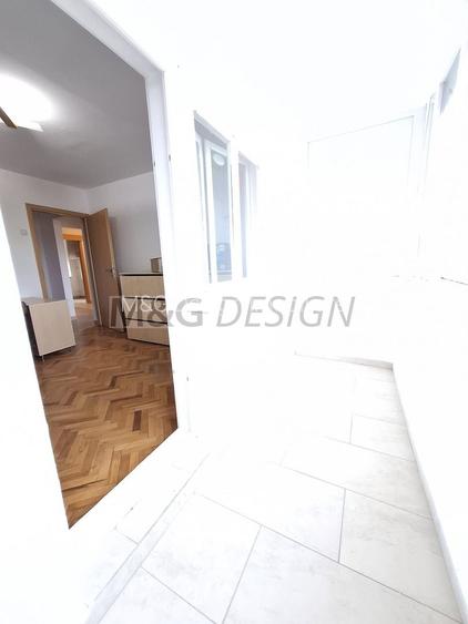Aradului, 3 camere decomandat, 2 bai