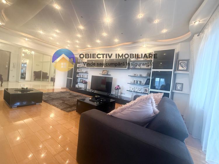 Apartament Spațios Tip Penthouse, în Inima Orașului – Gata de Mutare!